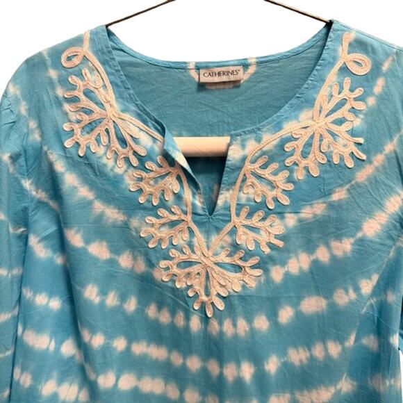 Catherine's Sky Blue & White Tie Dye Embroidered Top (Size 2X) - Picture 3 of 7